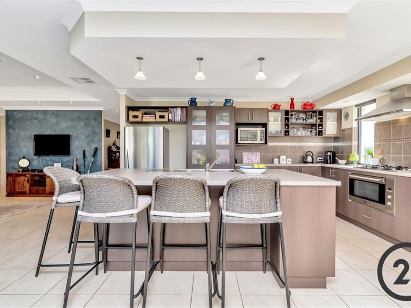 5 Kukerin Way, Dawesville