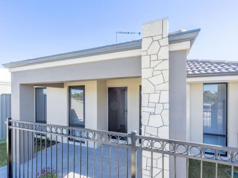 50 Jubilee avenue, Success