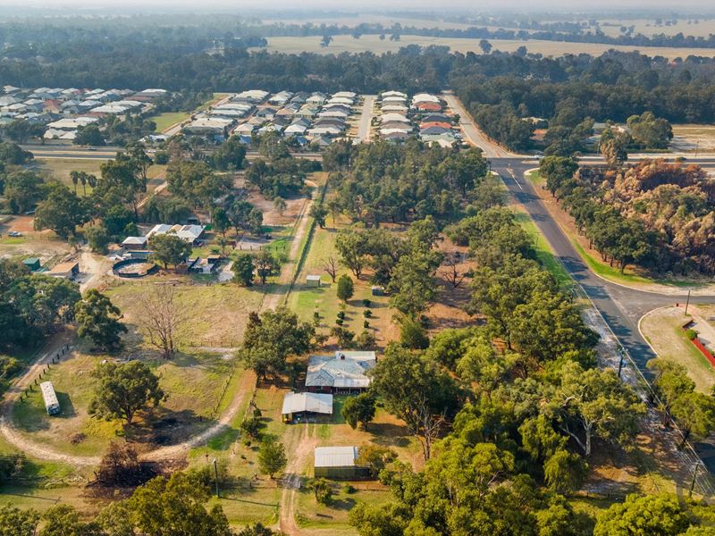2 Tuckey Street, Pinjarra