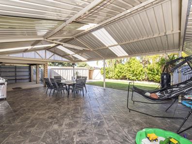 6 Eva Lynch Way, Warnbro WA 6169