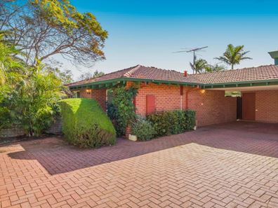 4/29 Colin Road, Scarborough WA 6019