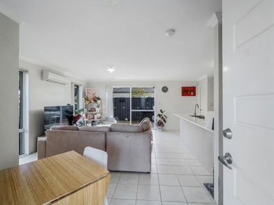 4/49 Mallard Way, Baldivis WA 6171