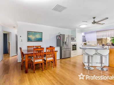 32 Reveley Close, Seville Grove WA 6112