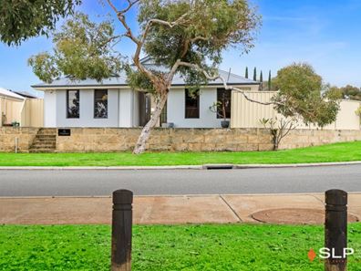 52 Abbey Green Road, Banksia Grove WA 6031