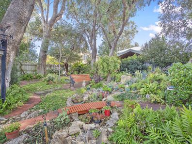 60 Dunrossil Place, Wembley Downs WA 6019