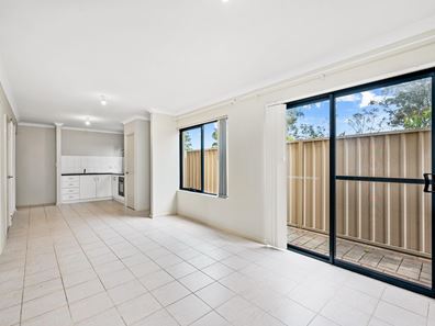 3/12 Dalziell Street, Maddington WA 6109