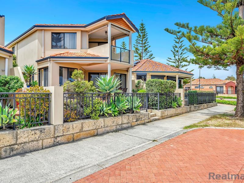 4 Westview Parade, Wannanup