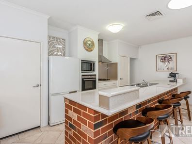 4 Longstaff Loop, Southern River WA 6110