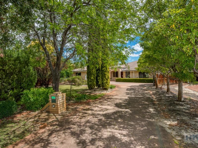 14 Taittinger Grove, The Vines