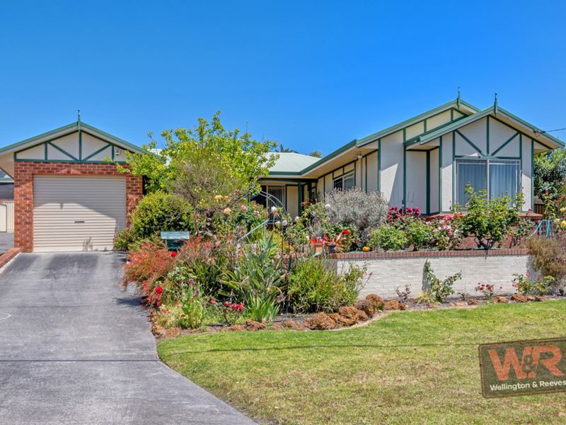 22 Premier Circle, Spencer Park