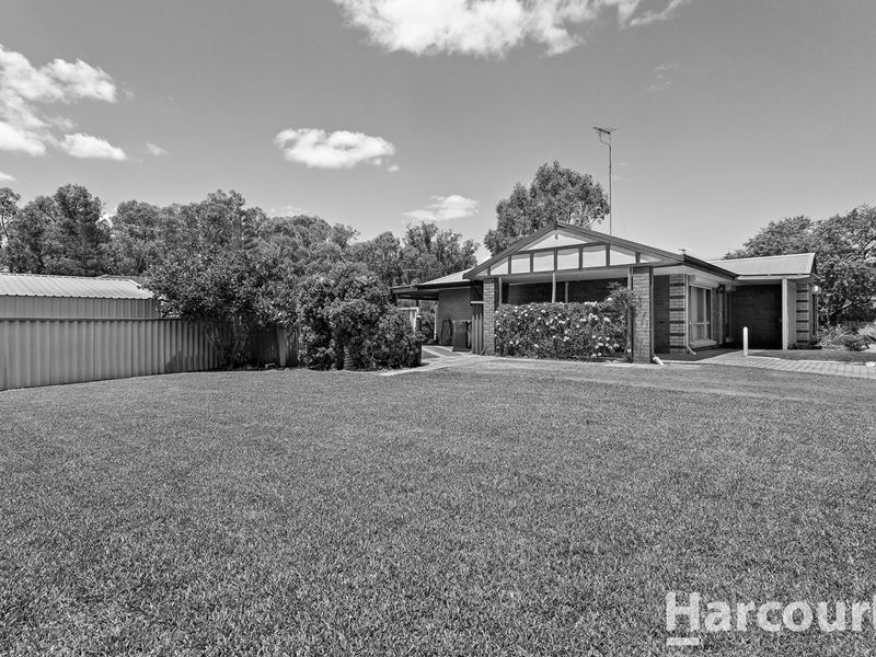 17 Kedron Place, Greenfields