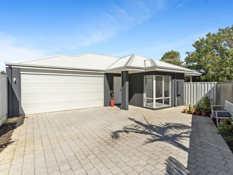 2A Dorchester Road, Forrestfield WA 6058