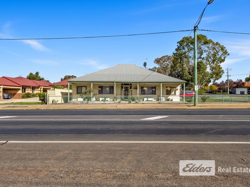 33 Throssell Street, Collie WA 6225