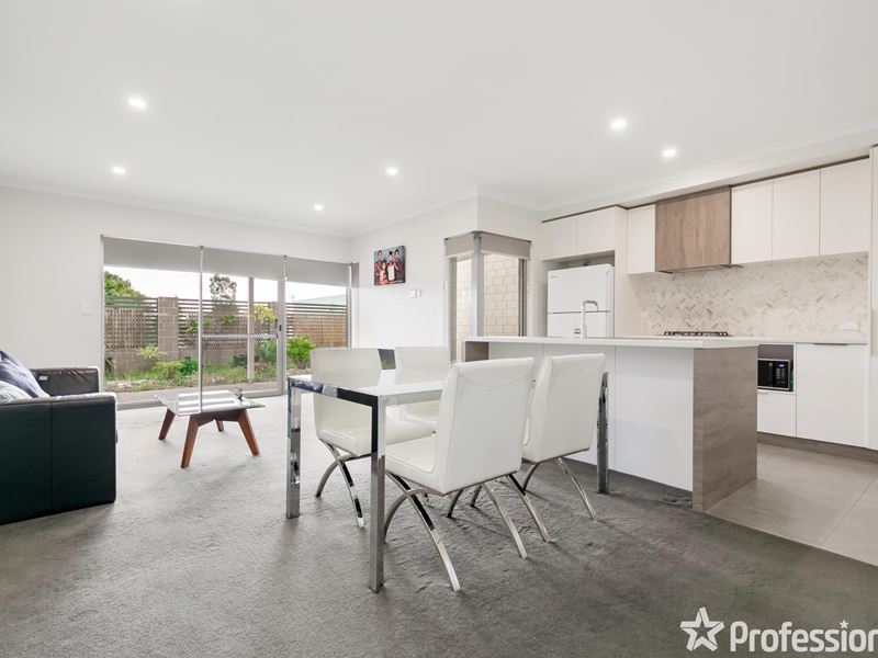 4 Accord Street, Willetton