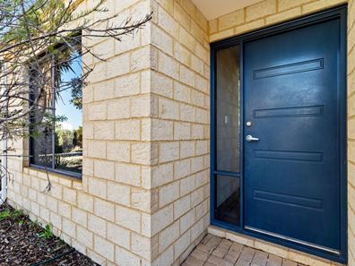 21/1 Cottonwood Drive, Baldivis WA 6171