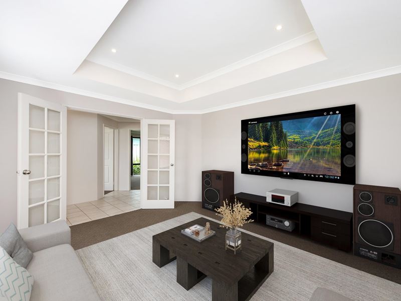 12 Cleveland Court, Meadow Springs