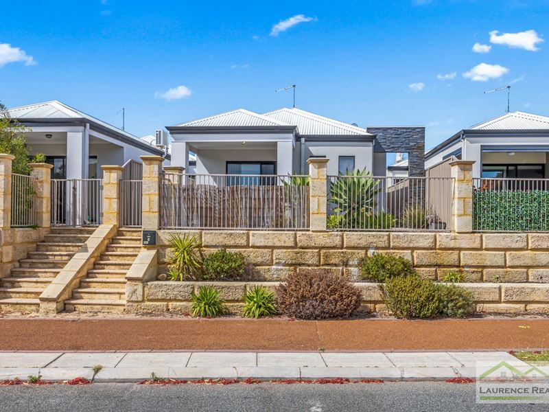 2/2 Fowey Loop, Mindarie WA 6030