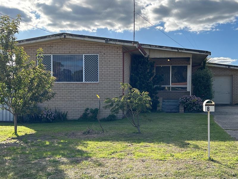 8 Fitzpatrick Place, Waroona