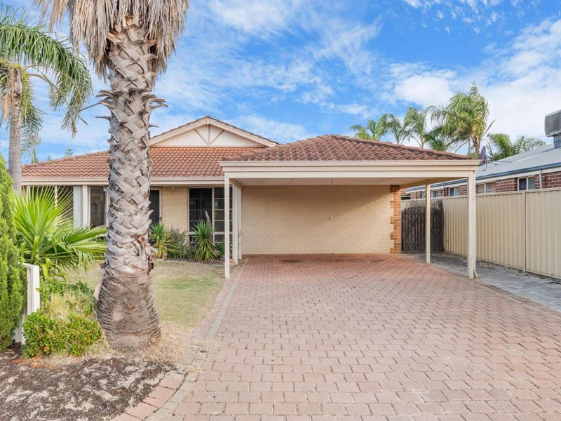 24 Waxflower Bend, Huntingdale