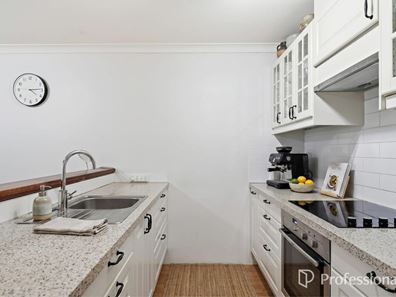 1/49 Mosaic Street East, Shelley WA 6148