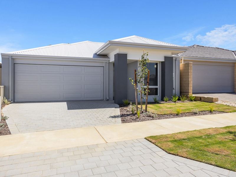 17 Windlass Way, Alkimos WA 6038