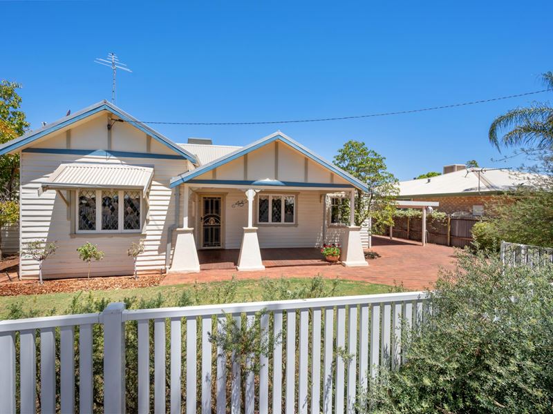 43 Hinemoa Street, Piccadilly