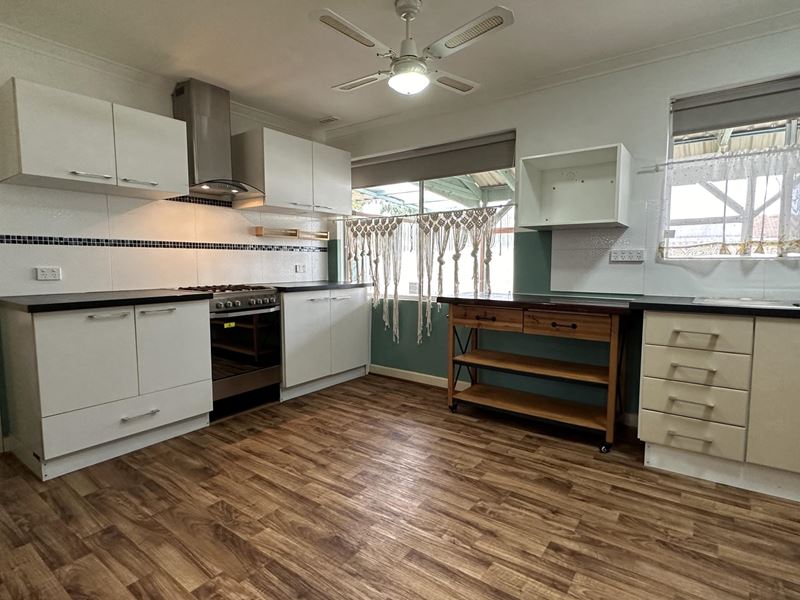 22 Brigalow Way, Armadale