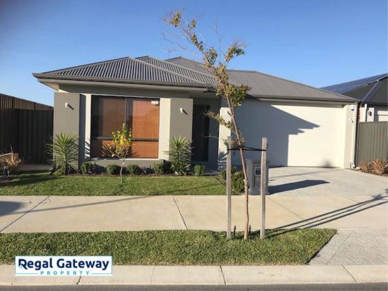 63 Sunstone Boulevard, Treeby WA 6164