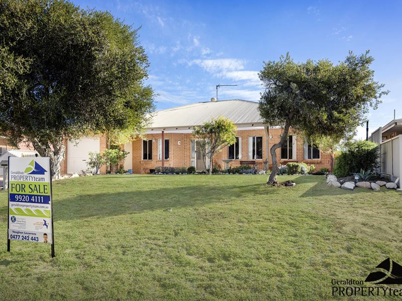 12 Seahorse Loop, Port Denison