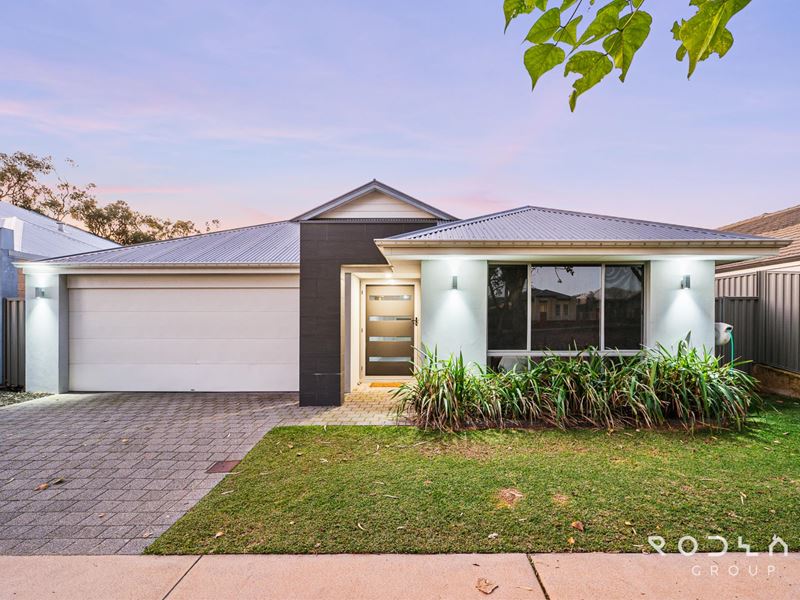 42 Hutchinson Bvd, Byford WA 6122