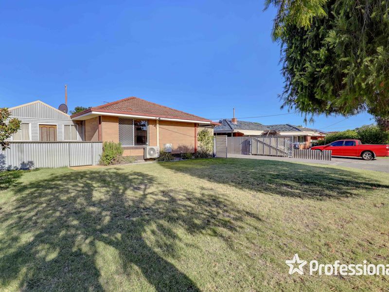 11 Lukin Way, Bassendean WA 6054