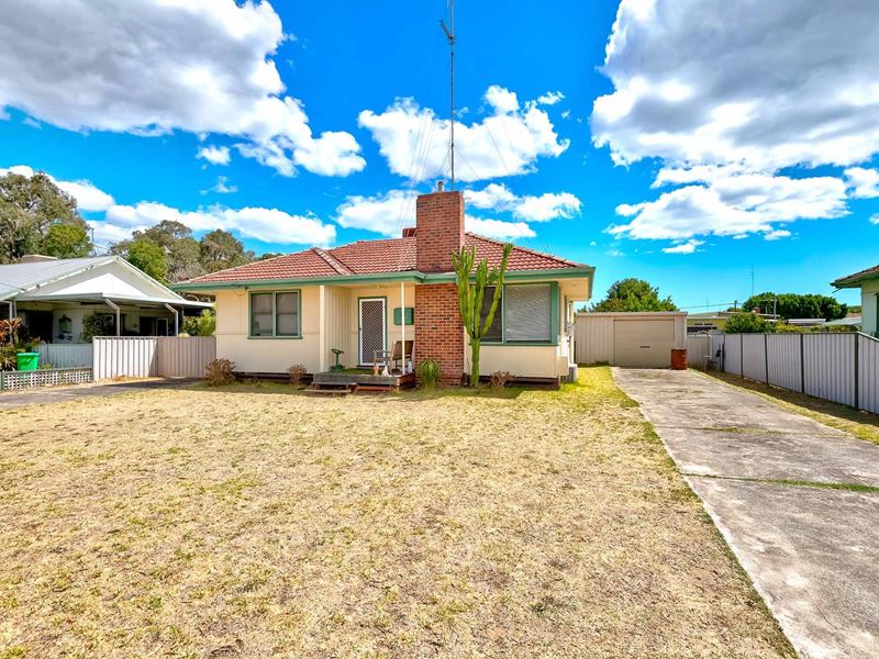 14 Charterhouse Street, Carey Park WA 6230