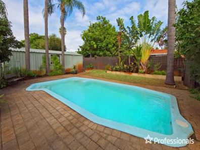 5 Summer Place, Thornlie WA 6108