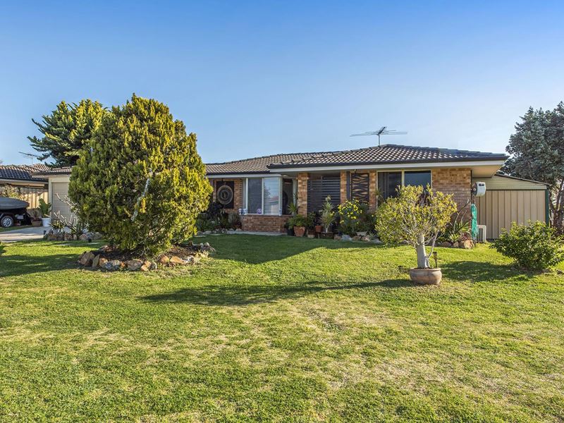 32 Monterey Crescent, Warnbro WA 6169