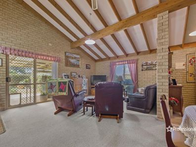 4/226 Willcock Drive, Mahomets Flats WA 6530