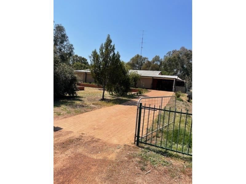 226 Avon Terrace, York WA 6302