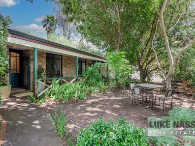 4 Tweed Close, Camillo WA 6111