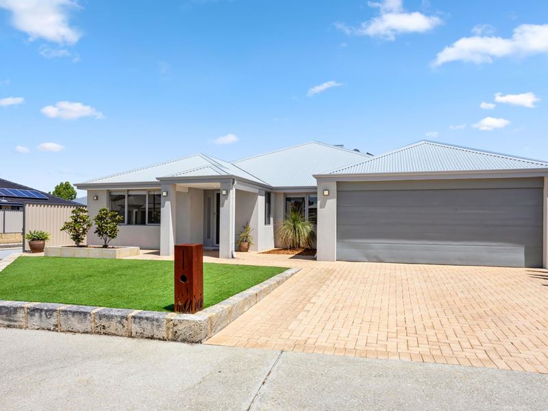 8 Camden Boulevard, Aubin Grove