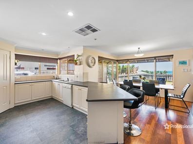 5 Wallabi Drive, Wandina WA 6530