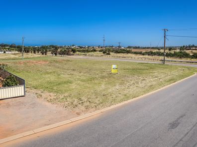 23 River Valley Road, Woorree WA 6530