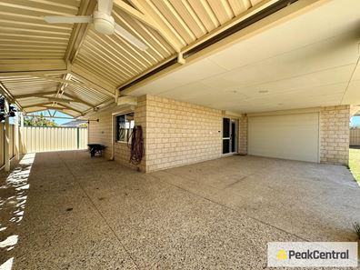 65 Murrumbidgee Drive, Hammond Park WA 6164