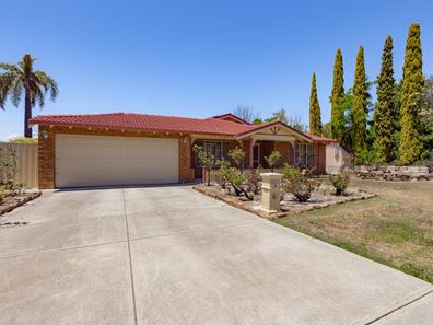 9 Abbotswood Drive, Landsdale WA 6065