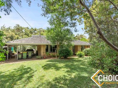 31 Mundaring Weir Road, Kalamunda WA 6076