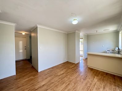 11/23 Helm Street, Maddington WA 6109