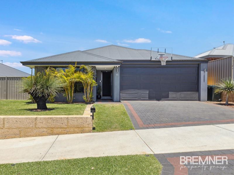 15 Hinckley Street, Parmelia WA 6167