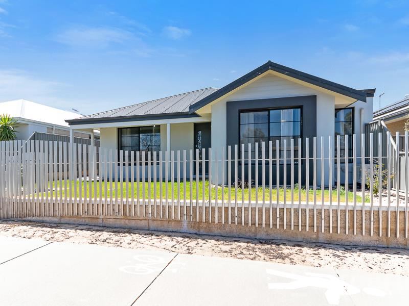 57 Cinnabar Drive, Eglinton