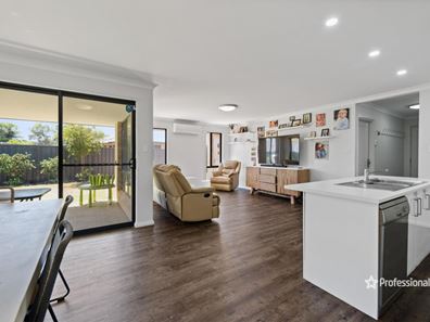 26 Nerrel Street, Waggrakine WA 6530