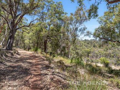 300 Mills Road, Darlington WA 6070