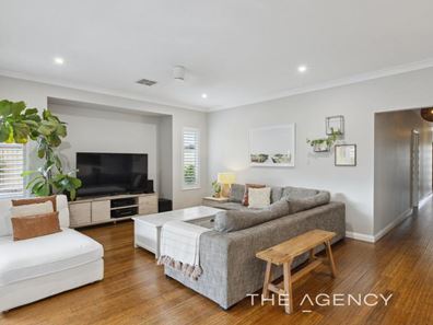 5 Wishbone Drive, South Guildford WA 6055