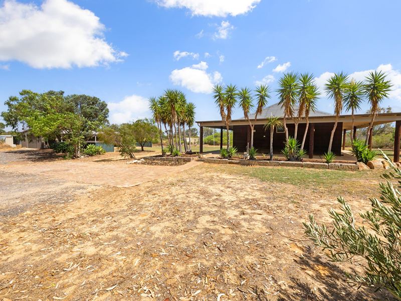 20 Flat Rock Pass, Karakin WA 6044